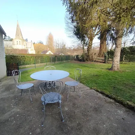 Gite Du Vieux Cedre Ecueille Exterior foto