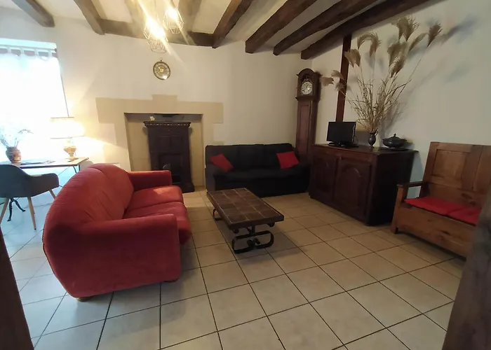 Gite Du Vieux Cedre